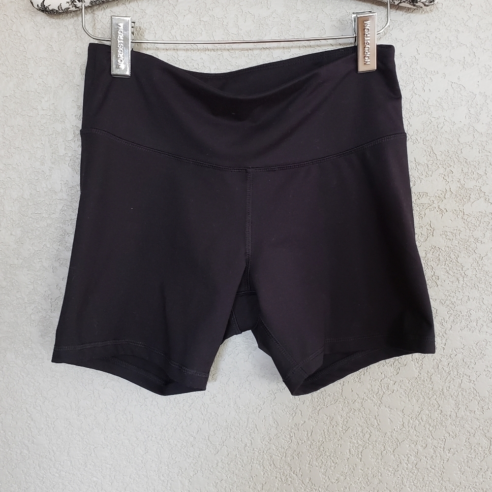 Cascade shorts performance